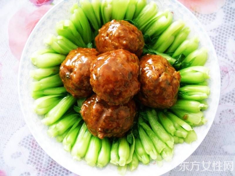 紅燒獅子頭怎么做 紅燒獅子頭是什么菜系
