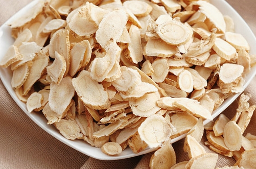 黨參黃芪    補中益氣健脾益肺