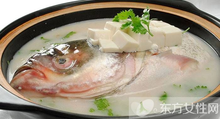 魚頭豆腐湯的家常做法 不止美味還很營養(yǎng)