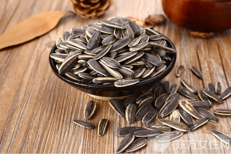 各種瓜子的營(yíng)養(yǎng)價(jià)值大盤(pán)點(diǎn) 瓜子原來(lái)還有這功效