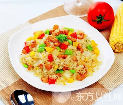 蛋炒飯?jiān)趺醋龊贸?蛋炒飯簡單做法
