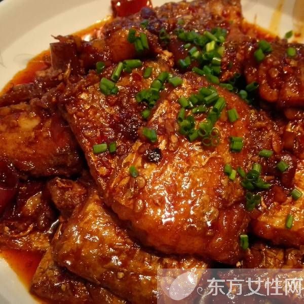 家常紅燒帶魚的做法 魚的營養(yǎng)價值及功效