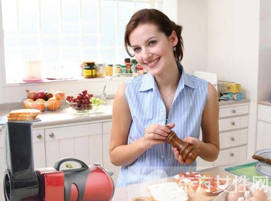 秋冬干燥欲傷身 應(yīng)該如何保持室內(nèi)濕度