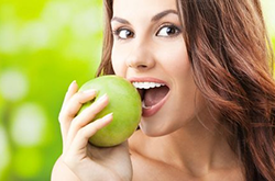 舌苔厚黃是怎么回事 舌苔厚黃怎么辦