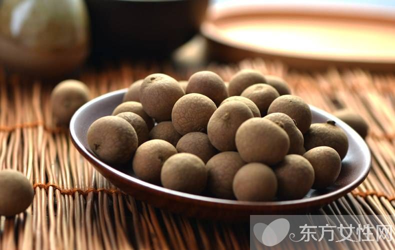 桂圓和龍眼的區(qū)別是什么 哪些人不適合吃桂圓