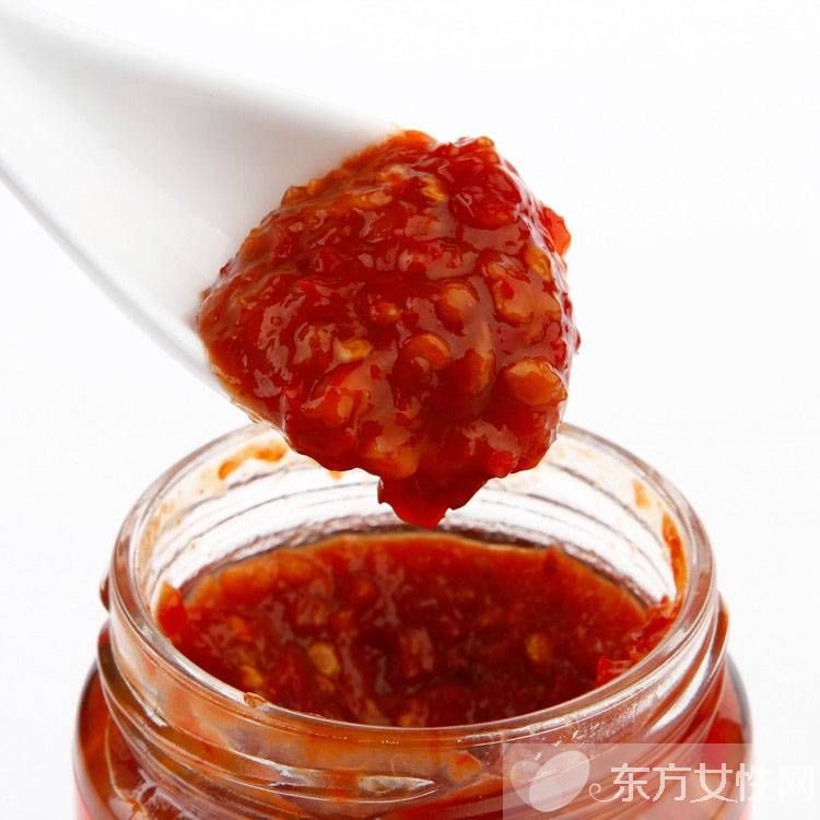 蒜蓉辣椒醬的做法 蒜蓉辣椒醬怎么吃