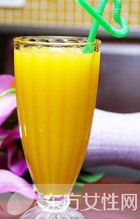 鮮榨橙汁的做法步驟 4個(gè)小竅門需記牢