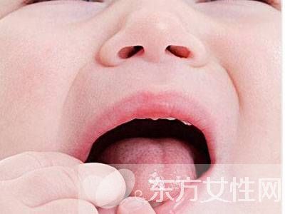 治口腔潰瘍小妙招 口腔潰瘍吃什么水果