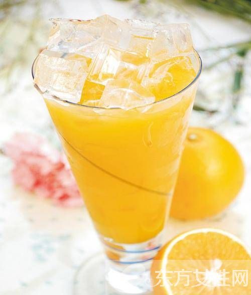 鮮榨橙汁的做法步驟 4個(gè)小竅門需記牢