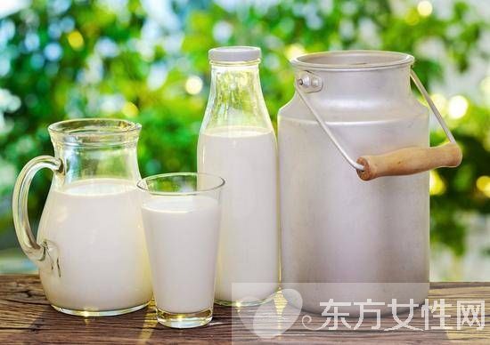 喝牛奶的禁忌有哪些  揭秘牛奶的五種錯(cuò)誤搭配