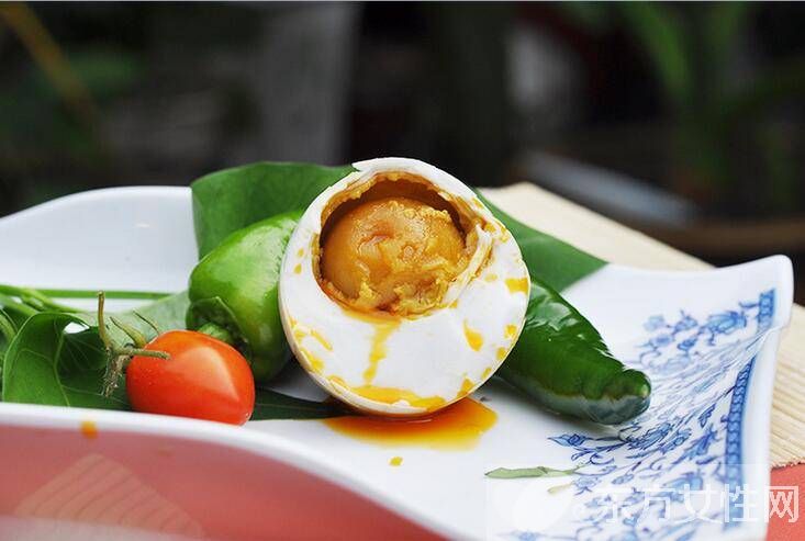 怎樣腌制咸鴨蛋  咸鴨蛋的營(yíng)養(yǎng)價(jià)值有哪些