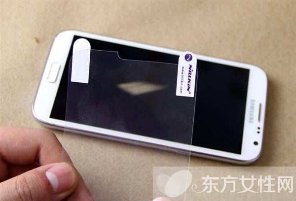 手機貼膜技巧 你會了嗎