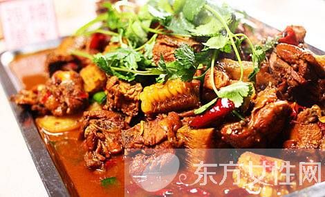 新疆菜大盤雞的做法 大盤雞的營養(yǎng)價值