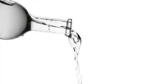 白醋的妙用有哪些 白醋洗臉有什么好處