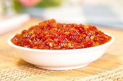 蒜蓉辣椒醬的做法 蒜蓉辣椒醬怎么吃
