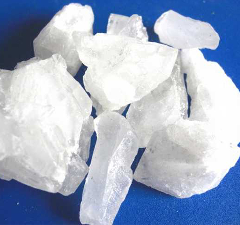 白礬的作用與功效及藥用價值