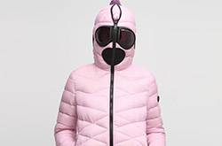 羽絨服的三大清洗方法 洗滌羽絨服三大忌