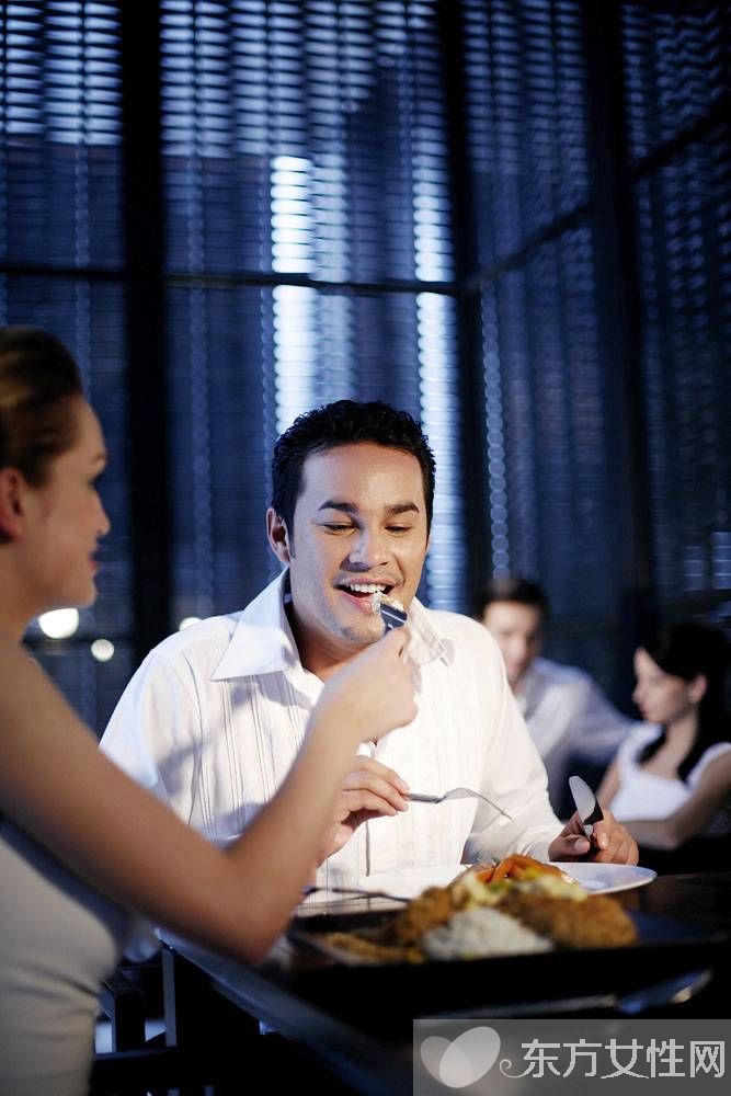 吃西餐的十大基本禮儀 西餐就餐禮儀常識
