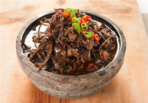 揭茶樹菇的營養(yǎng)價值 健脾止瀉抗癌防癌