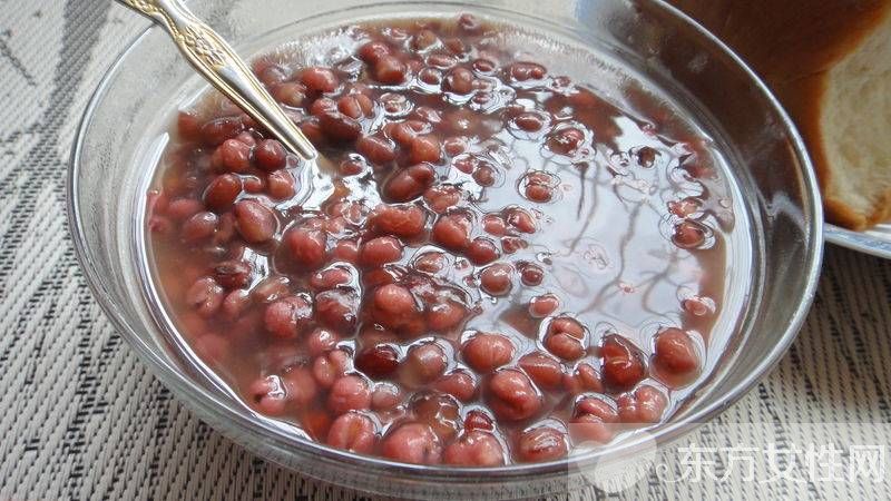 紅豆薏米湯的功效與作用 紅豆薏米湯的兩大制作方法