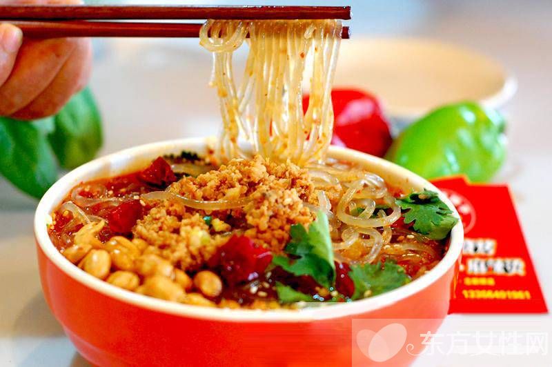 麻辣燙的5大危害 四招教你如何科學(xué)吃麻辣燙