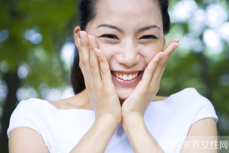 怎樣讓牙齒變白小竅門 媽媽再也不用擔(dān)心我牙黃啦