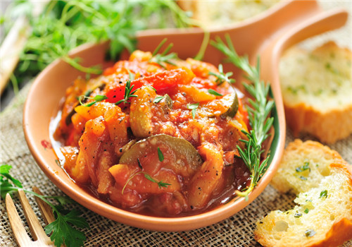 迷迭香的功效與作用 有助于提高青少年的記憶力