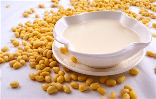 豆?jié){不能與什么一起吃 豆?jié){什么時候喝最好