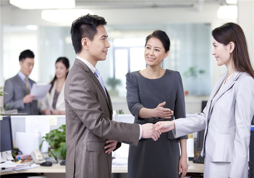 人際關(guān)系技巧 15個(gè)技巧有助于更好的與他人相處