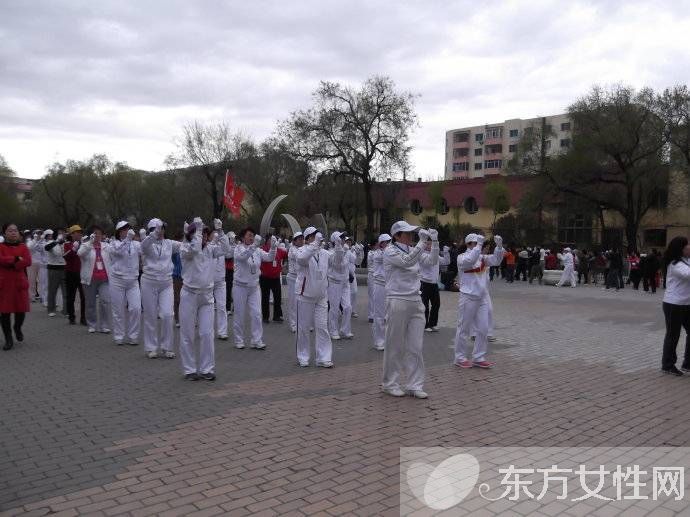 行進(jìn)有氧健身操的好處 行進(jìn)有氧健身操的5點(diǎn)要求