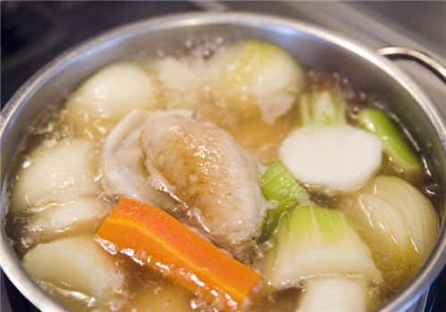 怎樣煲雞湯最有營養(yǎng) 只需要10個技巧