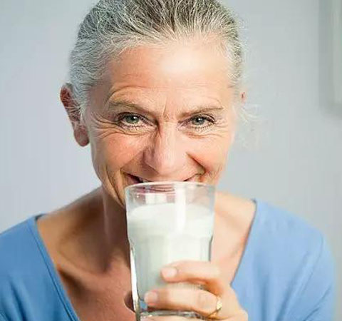 羊奶好還是牛奶好 兩種奶三個特點分析