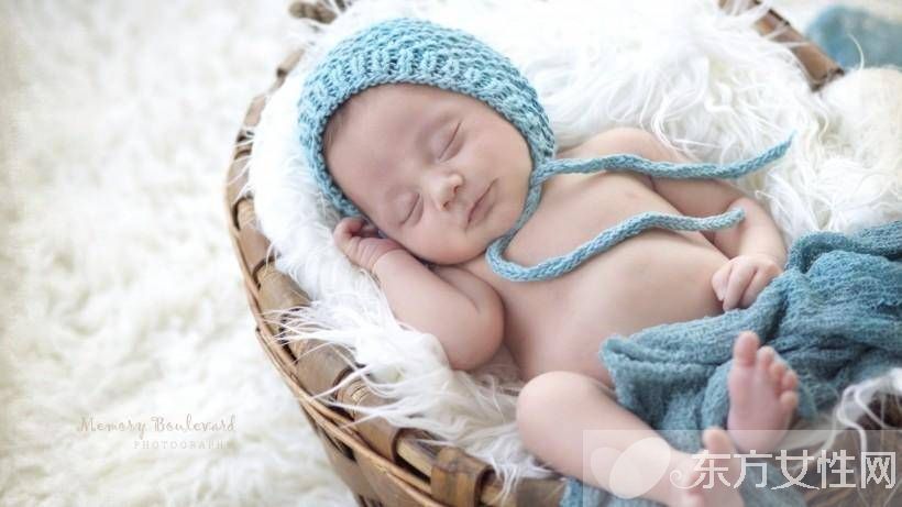 兩個月的寶寶睡眠時間 什么原因影響寶寶睡眠呢