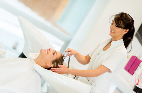 多長時間洗一次頭 發(fā)質(zhì)不同次數(shù)不盡相同