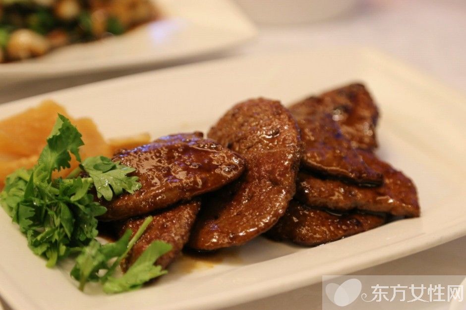 豬肝的營養(yǎng)價(jià)值大盤點(diǎn) 吃豬肝需注意的一些事項(xiàng)