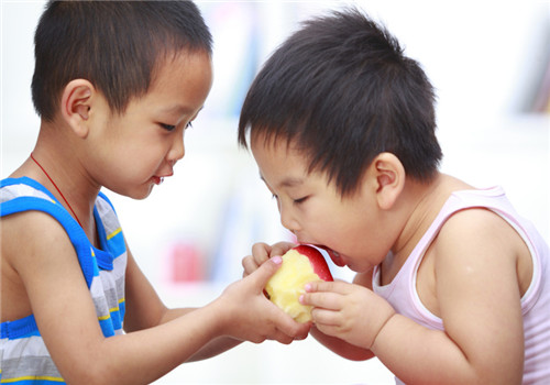 平安夜為什么要吃蘋果 三個(gè)愿望祈求平安