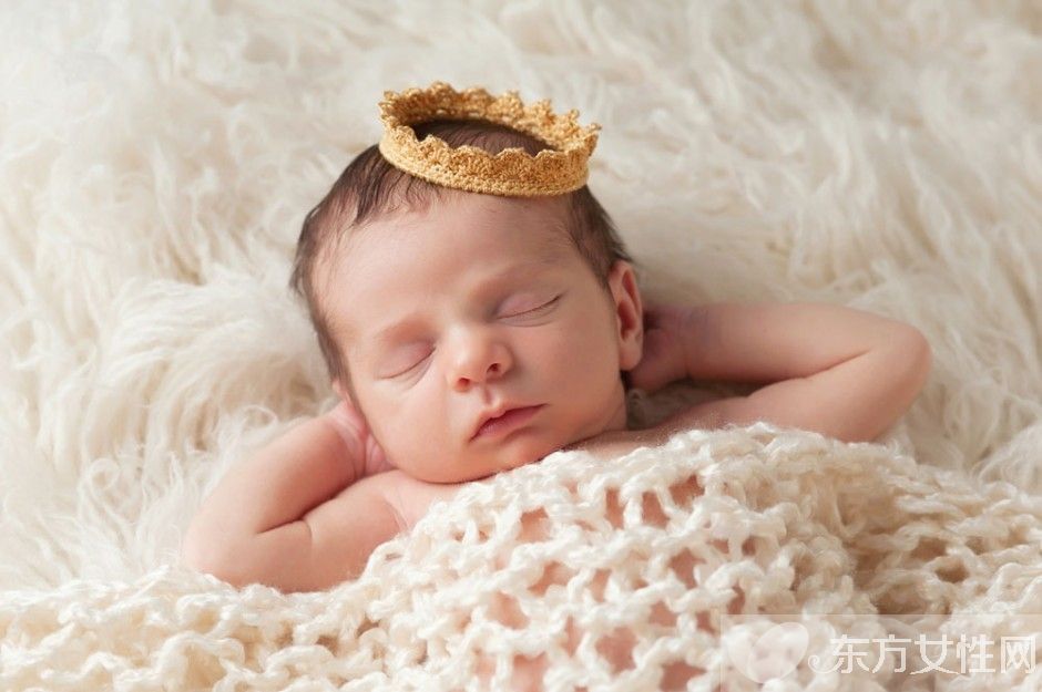 兩個月的寶寶睡眠時間 什么原因影響寶寶睡眠呢