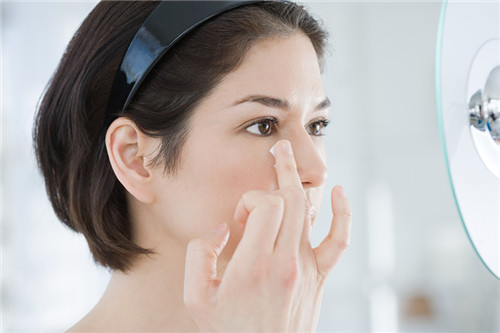 皮膚老化的信號(hào) 警惕六大皮膚老化癥狀