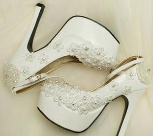 拍婚紗照需要準(zhǔn)備什么 以下這些東西千萬別忘