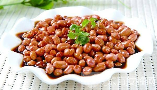 醋泡花生的作用有哪些 切忌4種人不宜吃花生