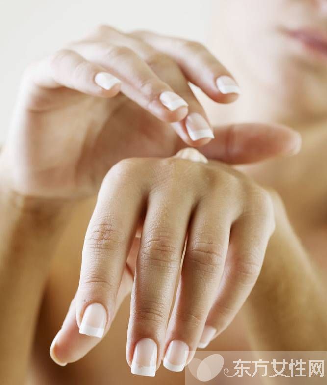 如何保養(yǎng)手部皮膚 這些手部保養(yǎng)方法趕緊學(xué)起來