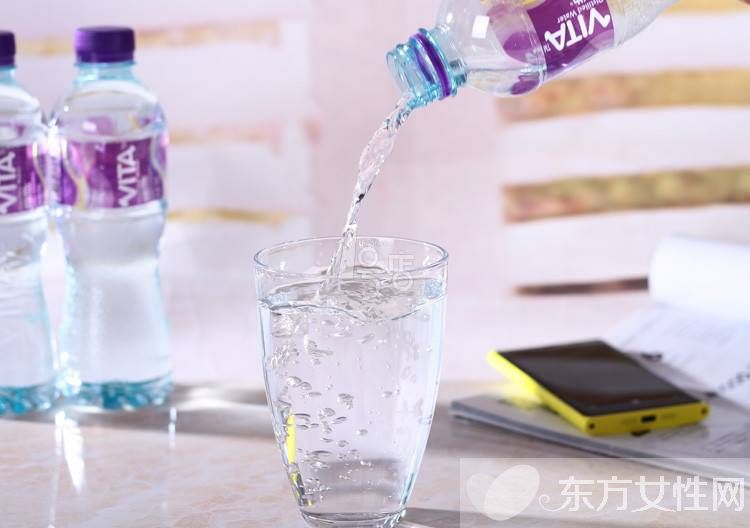 蒸餾水是什么 蒸餾水和礦泉水的區(qū)別