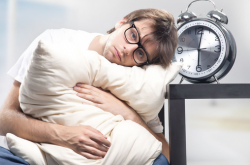 生活健康小常識(shí) 睡前干這些事等于慢性自殺