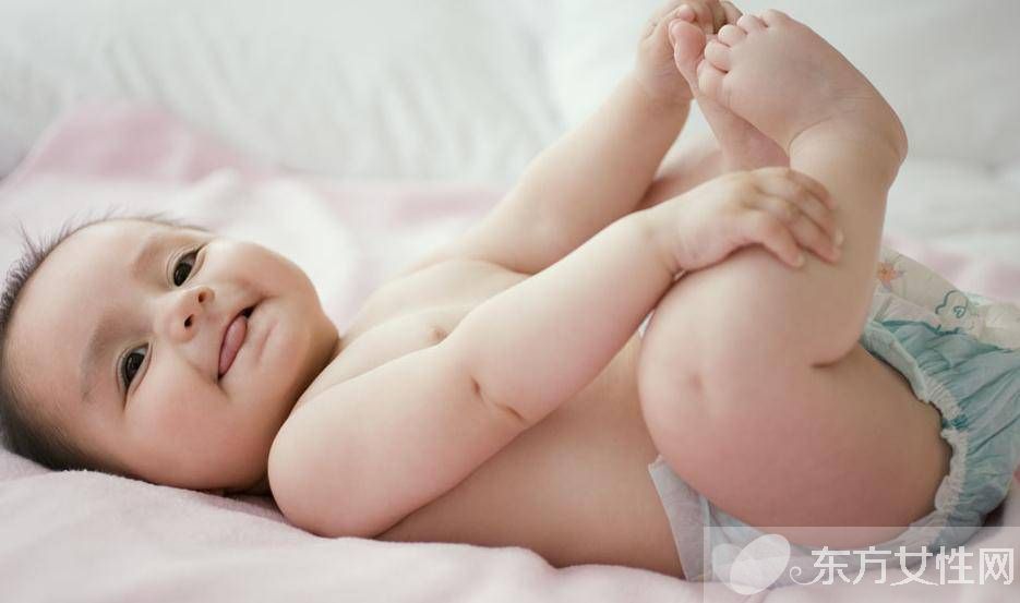 嬰兒油的功效與作用 如何用嬰兒油去除黑頭