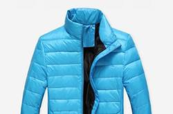 羽絨服應(yīng)該怎么洗 清洗羽絨服的注意事項(xiàng)需謹(jǐn)記