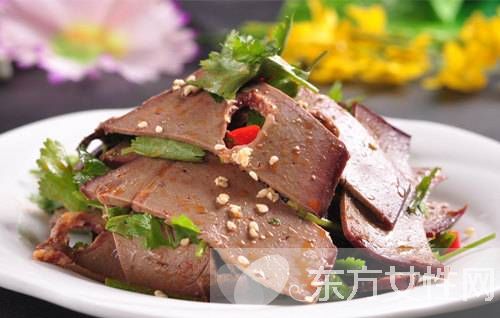 牛肝的營養(yǎng)價值有哪些 牛肝菌炒肉的做法大公開