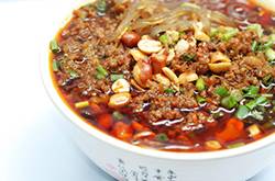 酸辣粉的做法怎么做 簡單幾步驟教你輕松學(xué)會