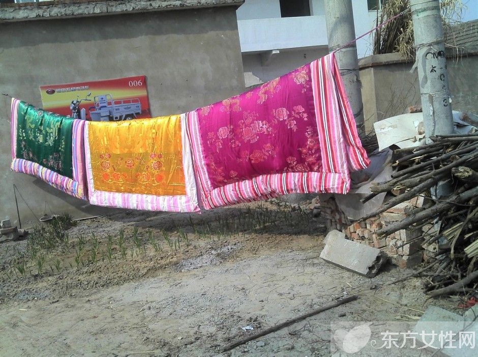 你知道被子曬多久嗎 曬被子時(shí)還需注意一些細(xì)節(jié)