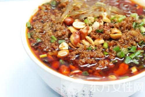 酸辣粉的做法怎么做 簡單幾步驟教你輕松學(xué)會(huì)