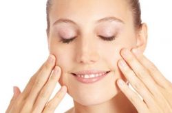 日常面部美白小竅門 美白不需要花大價(jià)錢